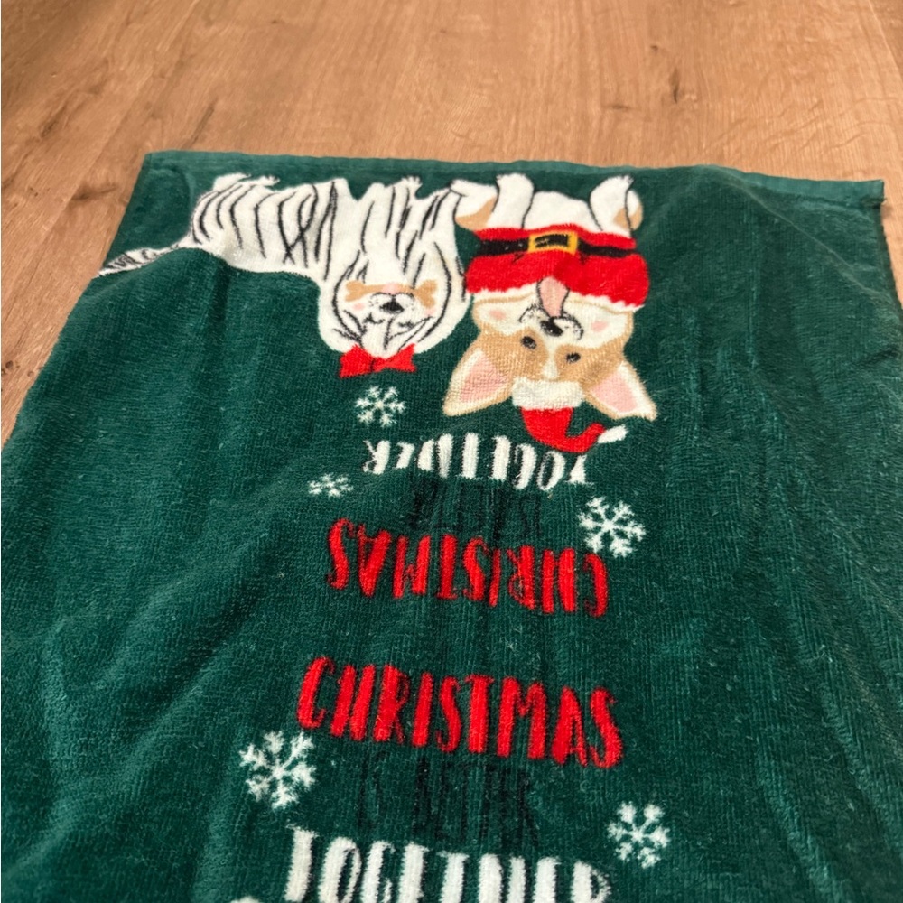 Christmas Towel - Picture 3 of 6